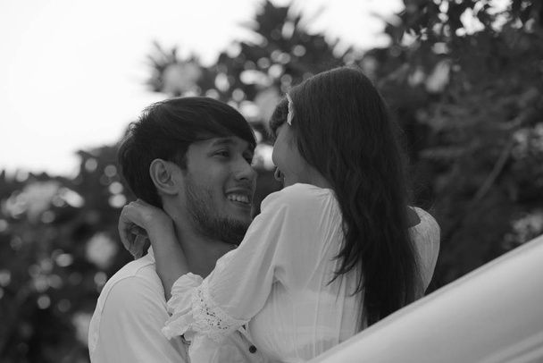 ازدواج - رابطه زناشویی با همسر -شناخت مردان و زنان - عشق محبت، علاقه - روانشناسی مهارت های ارتباطی دختران و پسران