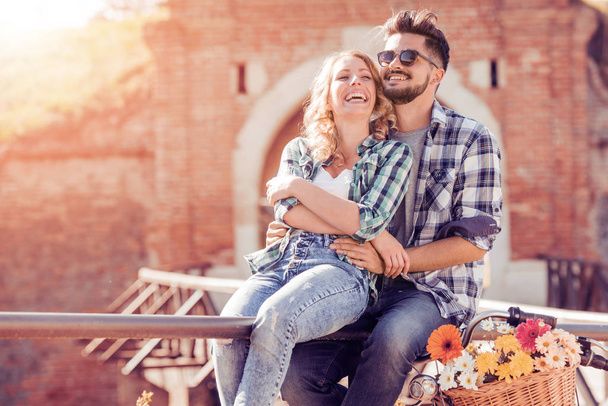 رابطه عاطفی - آموزش روابط زناشویی -شناخت مردان و زنان - عشق محبت - روانشناسی مهارت‌های ارتباطی دختران و پسران