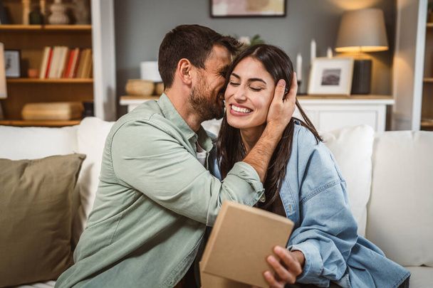 ازدواج -مهارت رابطه زناشویی-عشق - روابط عاطفی