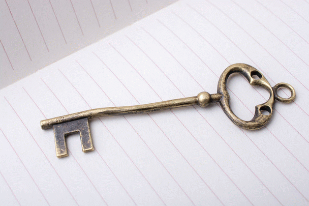 عکس مربوط به مطالب آموزشی که نکتهها، تکنیکها، ترفندها و تجربه ها را ارائه می کند