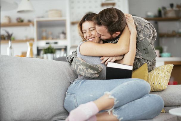 ازدواج -مهارت رابطه زناشویی-عشق - روابط عاطفی